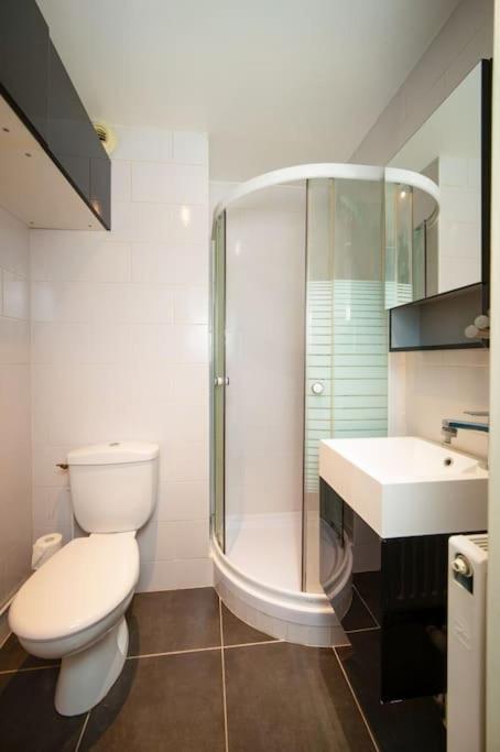 Air-Conditioned Apartment With Private Parking Marseille Exterior photo